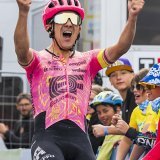La joie de Richard Carapaz à Leysin KEYSTONE/JEAN-CHRISTOPHE BOTT